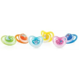 NUBY  Sucette en silicone Lumière orthodontique avec picots de massage et couvercle de protection 0-6 mois ID5818SOSM