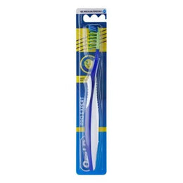 ORAL-B BROSSE À DENTS PRO-EXPERT ANTI-BACTERIAL SOUPLE - MÉDIUM